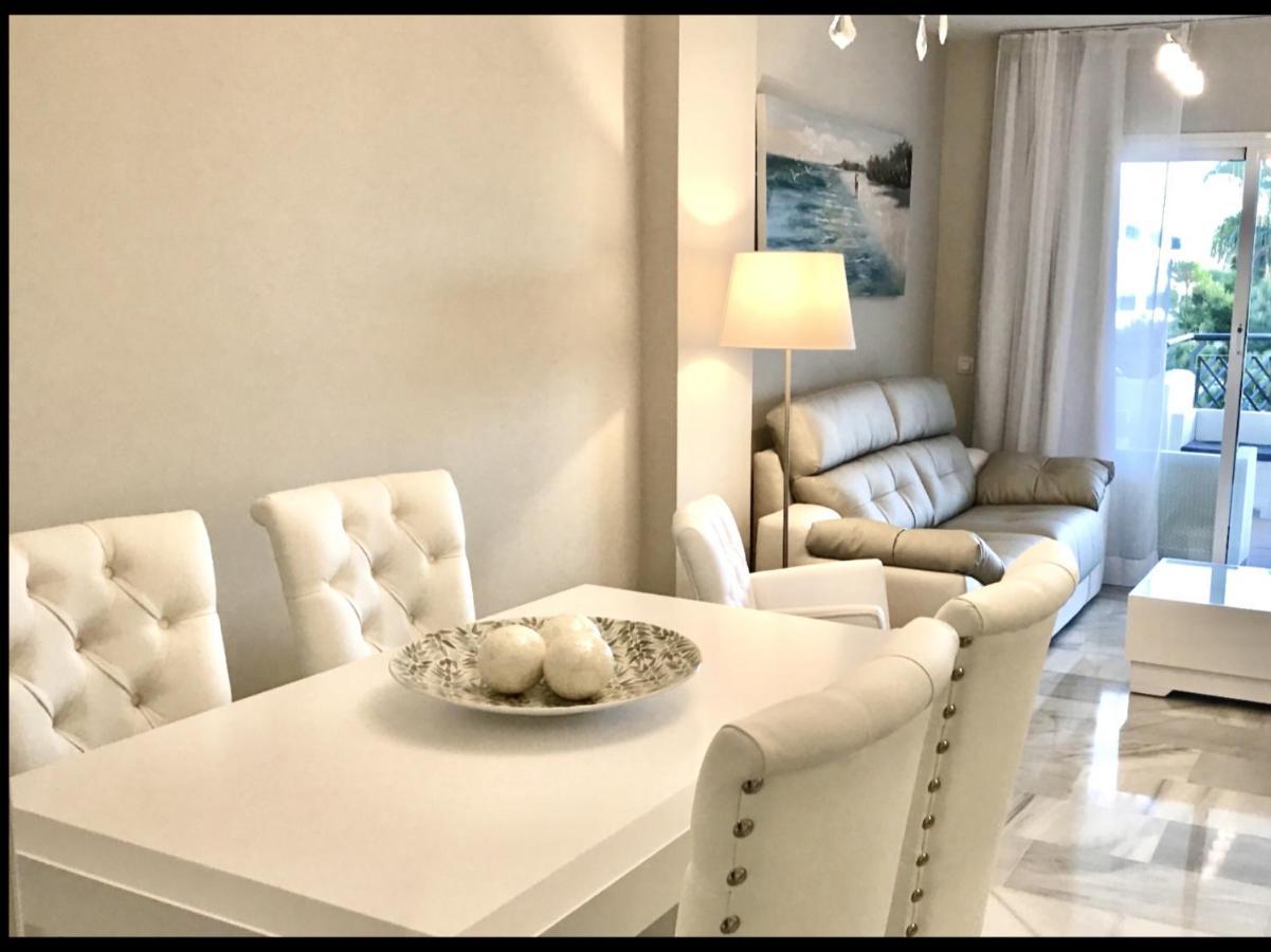 Mi Capricho Beachfront- 9E Apartment With Sea Views - Costa Del Sol Sitio de Calahonda Exteriör bild