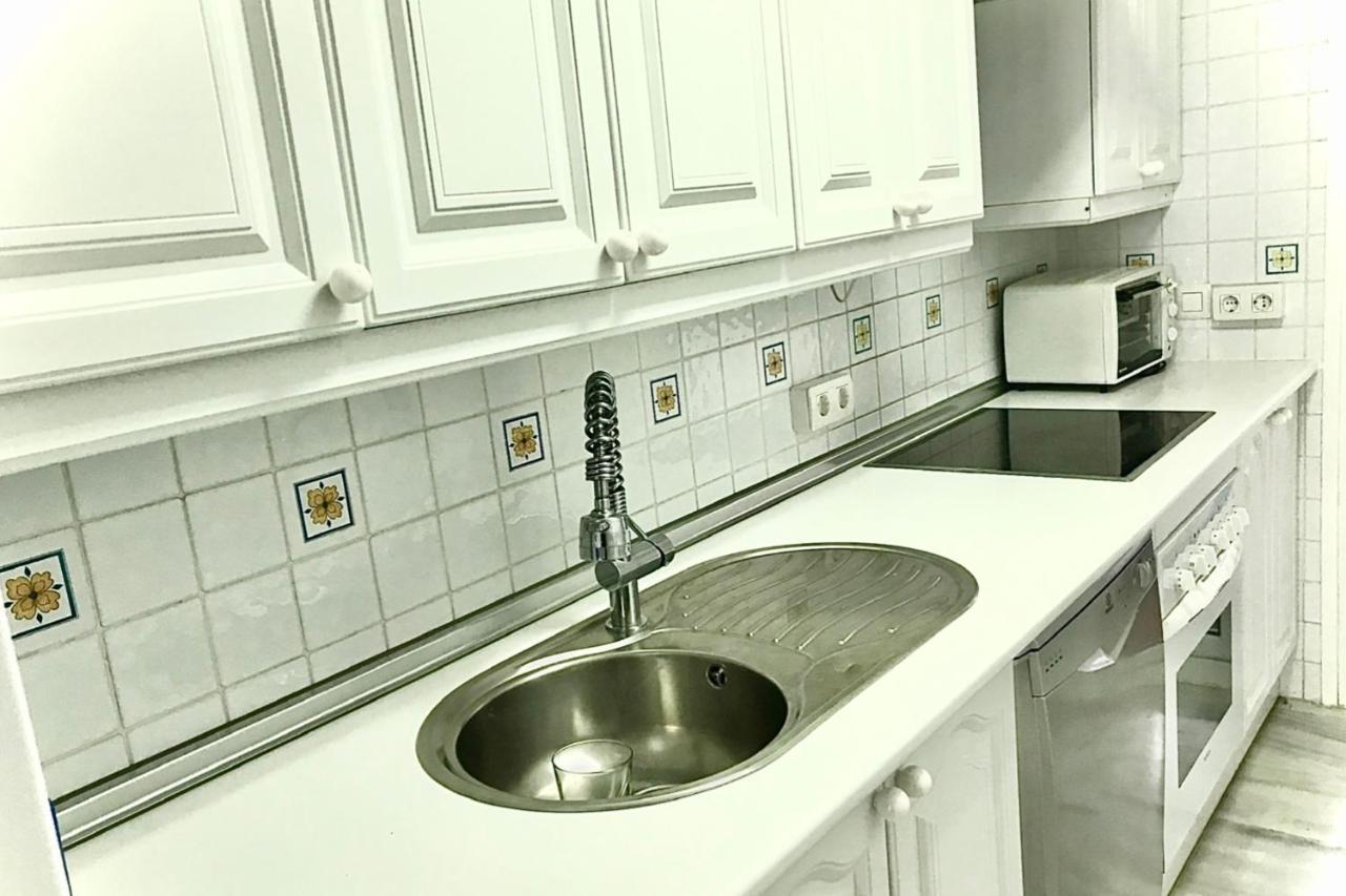 Mi Capricho Beachfront- 9E Apartment With Sea Views - Costa Del Sol Sitio de Calahonda Exteriör bild