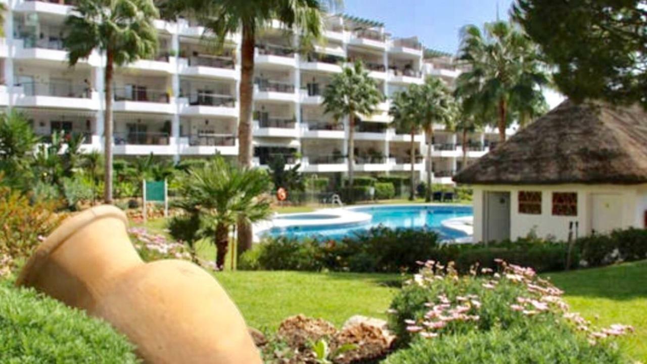 Mi Capricho Beachfront- 9E Apartment With Sea Views - Costa Del Sol Sitio de Calahonda Exteriör bild