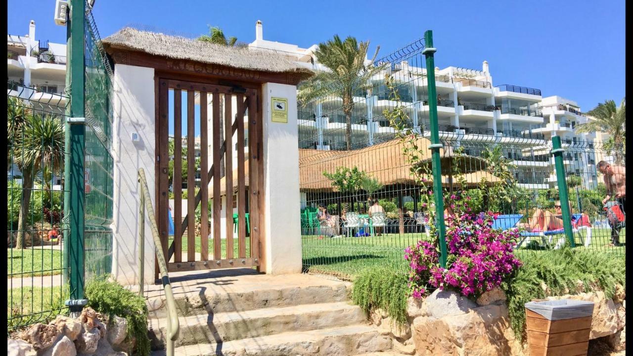Mi Capricho Beachfront- 9E Apartment With Sea Views - Costa Del Sol Sitio de Calahonda Exteriör bild